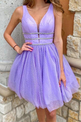 Lavender A-Line V-Neck Short Prom Dresses, Graduation Homecoming Dress with Beading