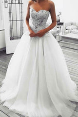 A-Line Sweetheart Wedding Dress with Appliques and Beading