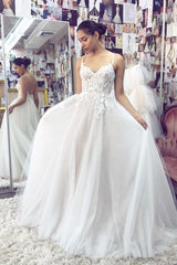 Backless White Lace Long Boho Wedding Dress