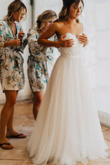 A-Line Sweetheart Tulle Floor-Length Wedding Dress with Lace Top