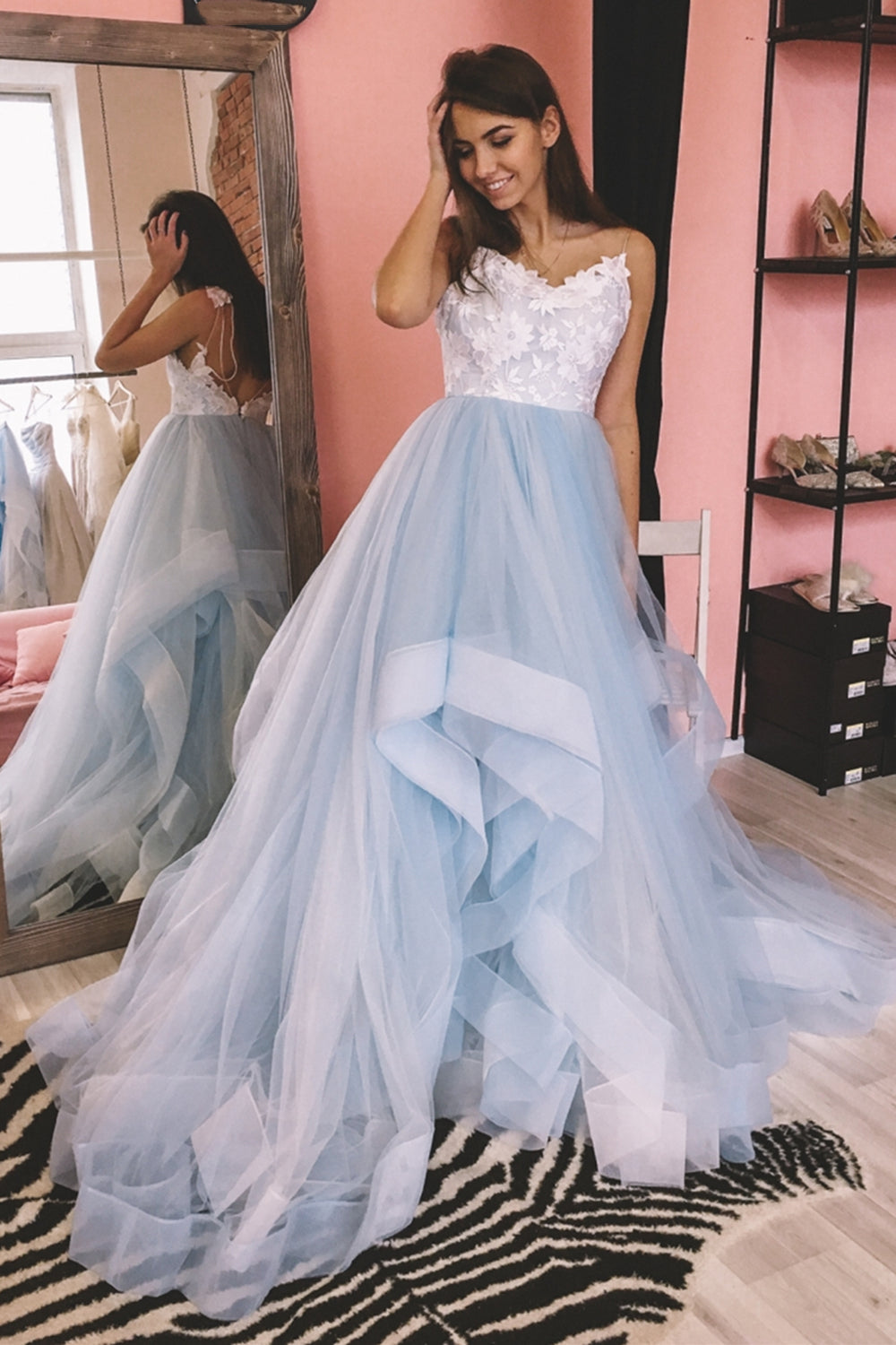 V-Neck Blue Long Prom Dresses with Lace Appliques, Backless Formal Dresses
