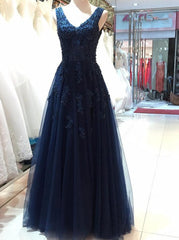 Dark Navy V-Neck Tulle Long Prom Dress with Beading Appliqued