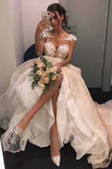 Elegant Tulle Round Neck Wedding Dresses with Appliques Beads