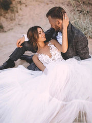 Popular A-Line V-Neck Tulle Beach Wedding Dresses with Appliqued