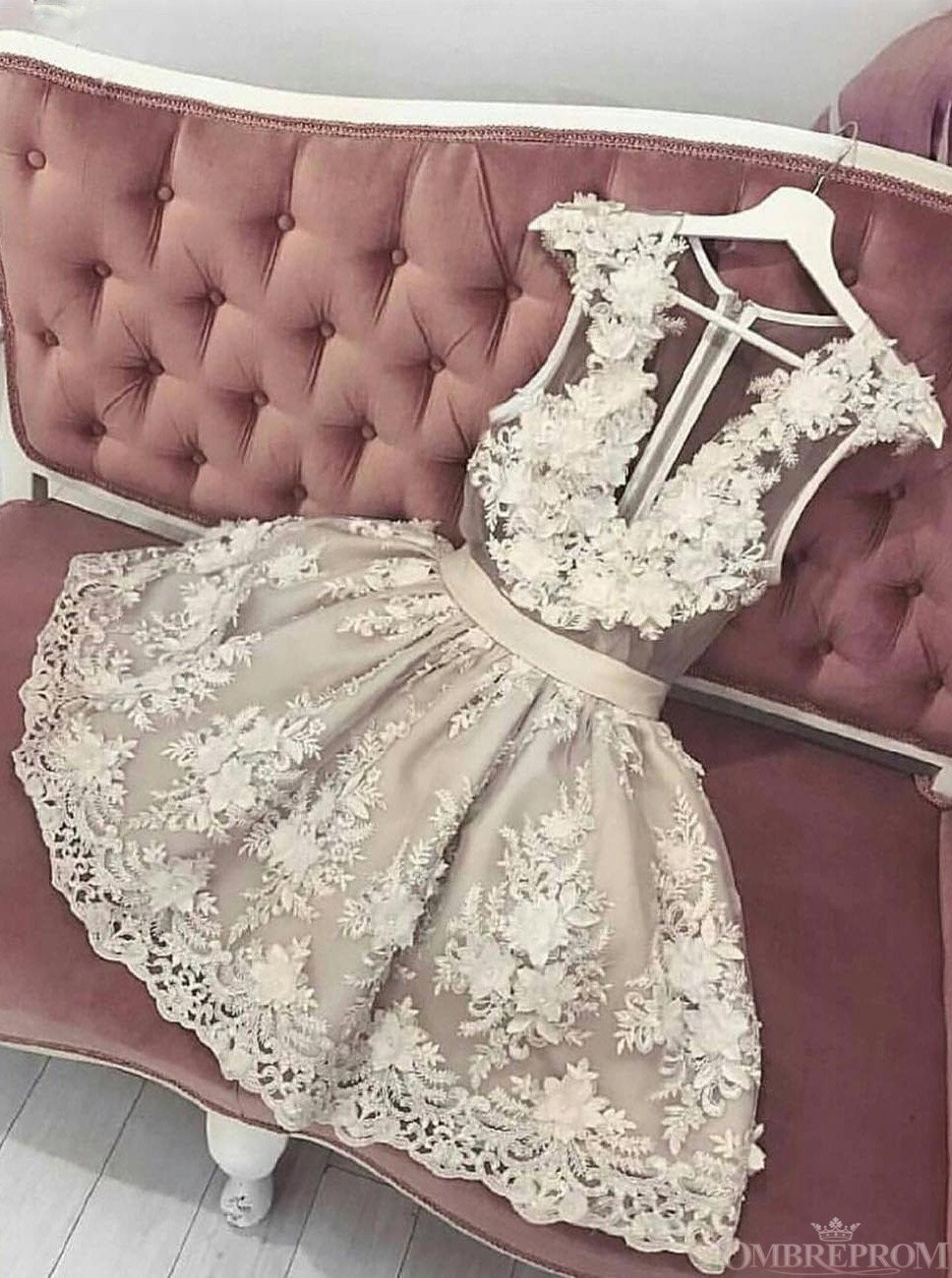 Short Prom Dresses, Appliques A-Line V-Neck Tulle Homecoming Dress