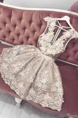 Short Prom Dresses, Appliques A-Line V-Neck Tulle Homecoming Dress