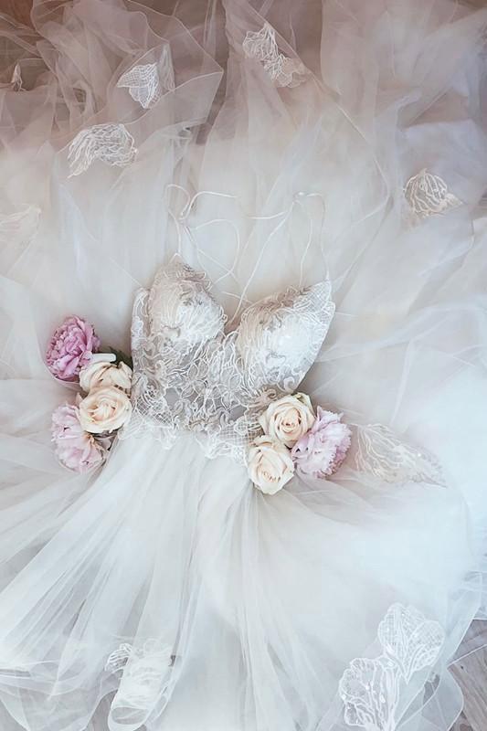 Backless Spaghetti Straps Tiered Applique Wedding Dress